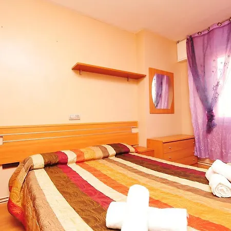 Homeholidaysrentals Lloret Ii
