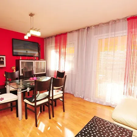 Appartement Homeholidaysrentals Lloret Ii *